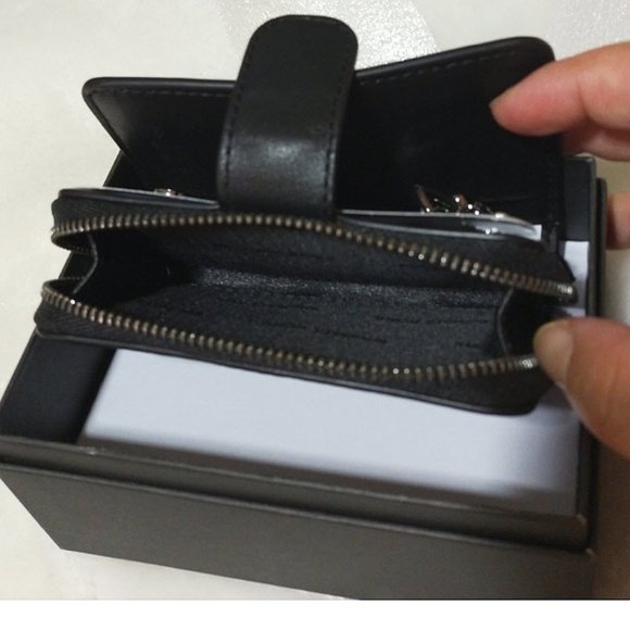 Michael Kors Accessories Camden Key Ring Zip Wallet Coin Card